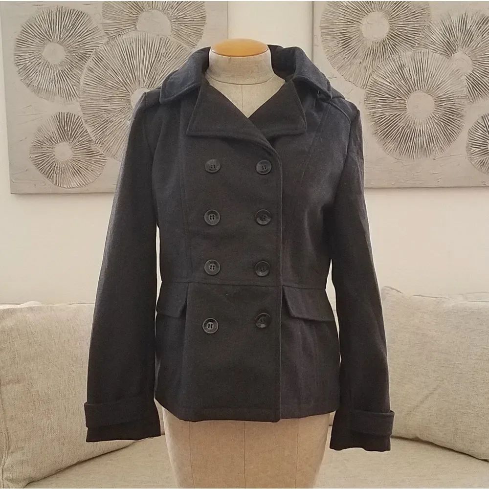 Celebrity Pink Hooded Peacoat sz Large